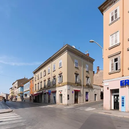 Polesana 4*
