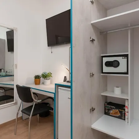 Polesana בית הארחה 2*